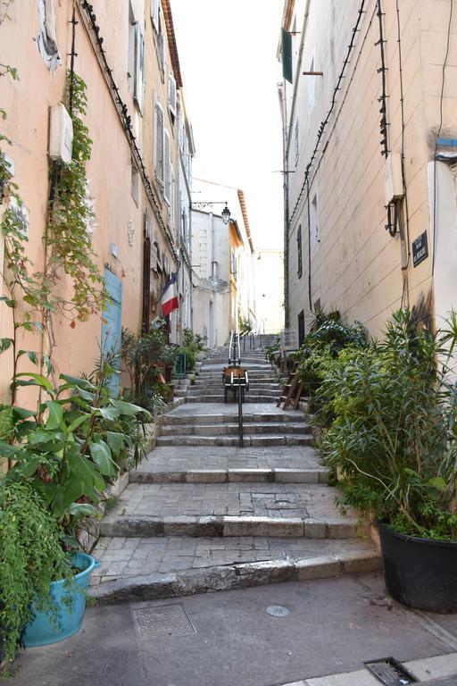 Sous Le Clocher Marsella Exterior foto