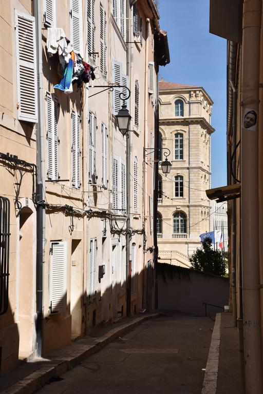 Sous Le Clocher Marsella Exterior foto