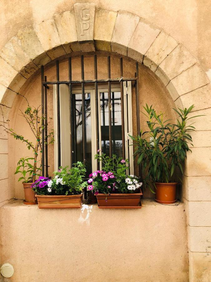 Sous Le Clocher Marsella Exterior foto